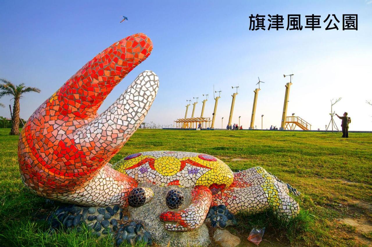 麗馨商旅七賢館 Hotel Каосюн Екстериор снимка